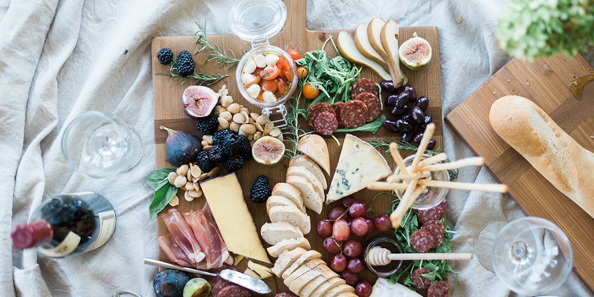 Instagrammable Charcuterie Board Tips — Etúhome