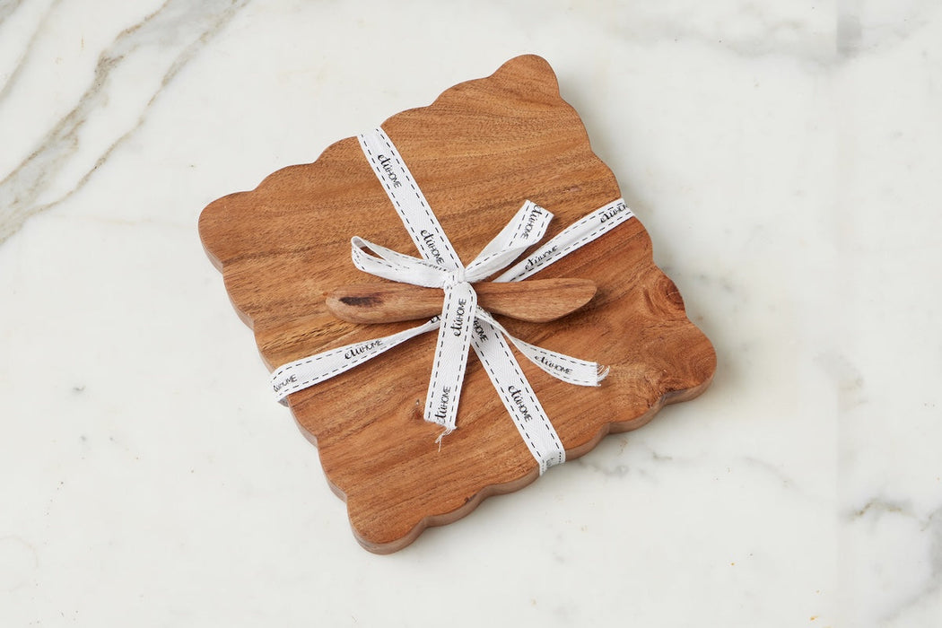 Square Scalloped Cheese Board with Spreader, Small, Natural