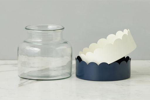 GMN455EWB9 etuhome 2 in 1 Scalloped Bloom Vase White Navy Blue