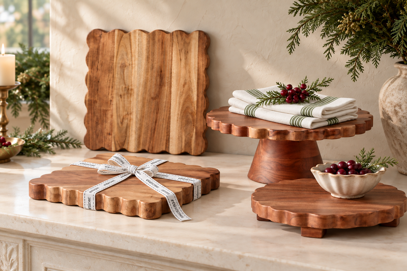 Natural Scalloped Cake Stand