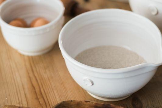 etúHOME Handthrown Mixing Bowl - Thumbnail 3