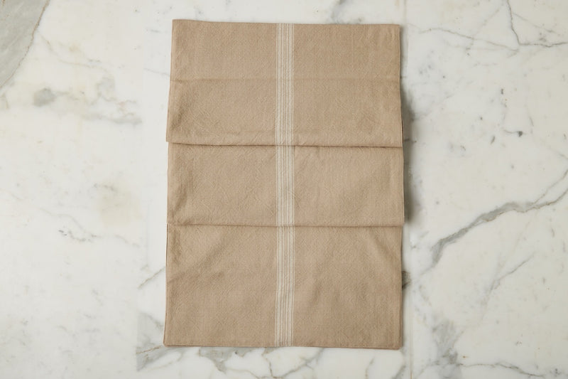 Table Runner, Vintage White Stripe