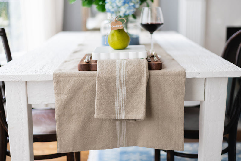 Table Runner, Vintage White Stripe