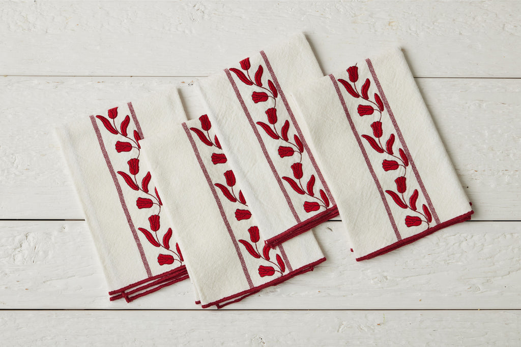 Dinner Napkins Merlot Tulip Set 4