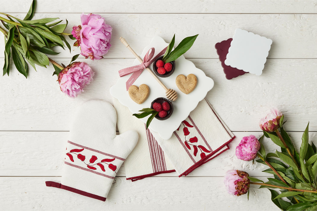 QMN116UR9 etuhome Oven Mitt Merlot Red Tulip Set of 2