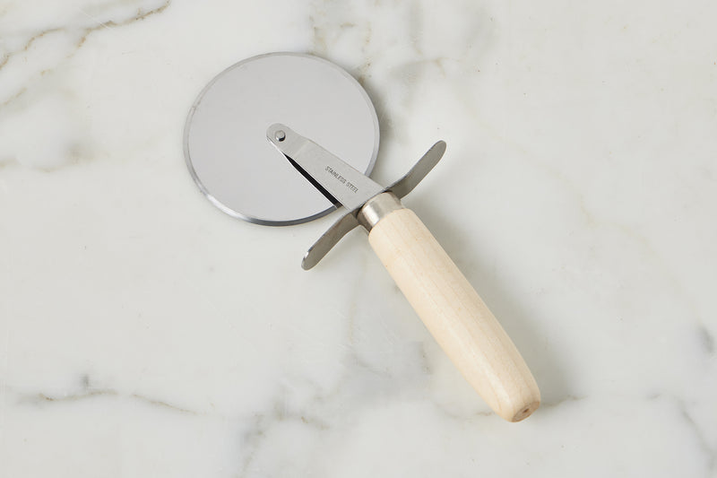 Italian Pizza Cutter, Beechwood