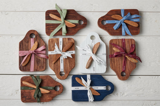 RMN218ANG4 etuhome Mini Natural Appetizer Board with Spreader Sage Ribbon