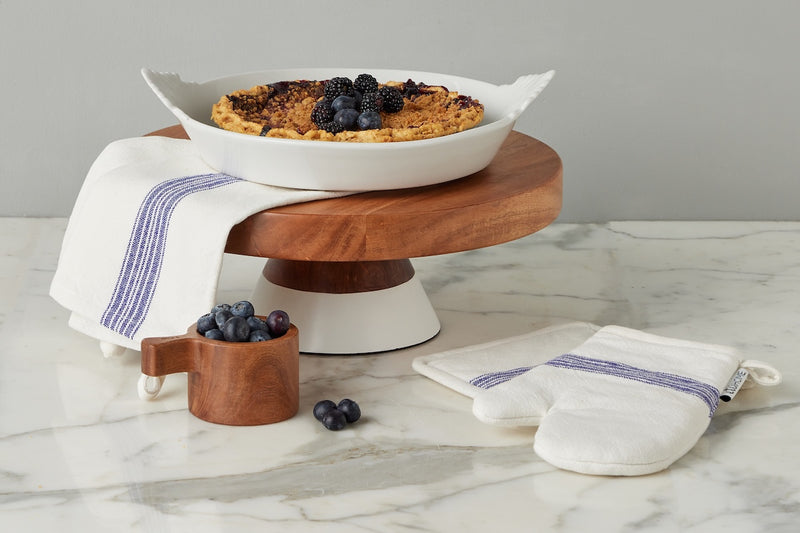 Mod White Cake Stand, Medium