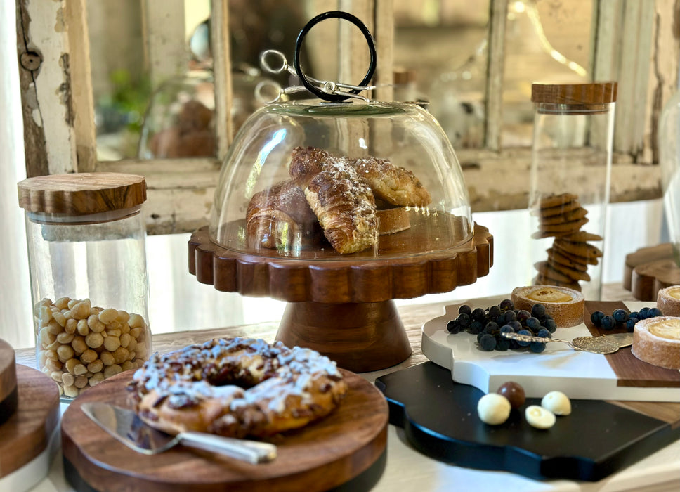 Natural Scalloped Cake Stand