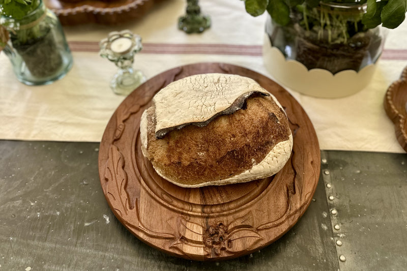 Vintage English Bread Board, Medium Round