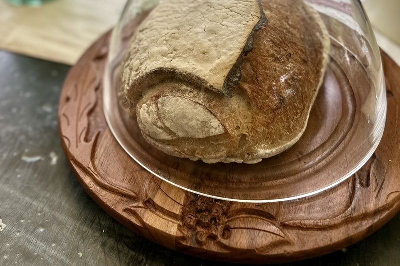 Vintage English Bread Board, Medium Round