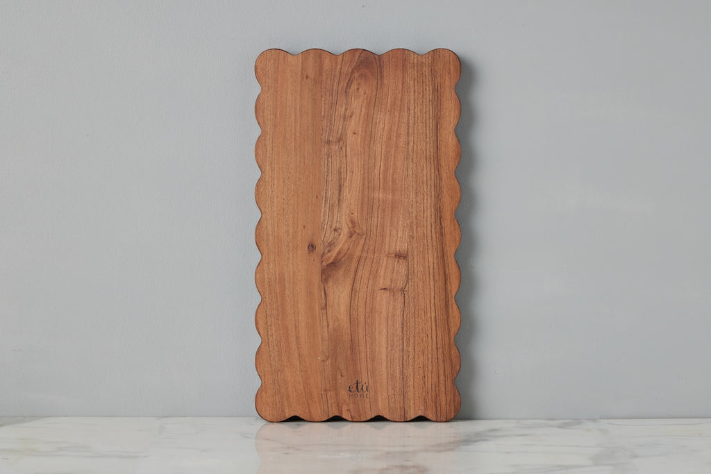 Scalloped Cutting Board, Medium Rectangle