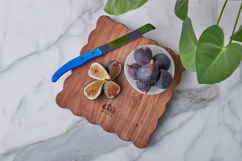 Scalloped Cutting Board, Medium Square