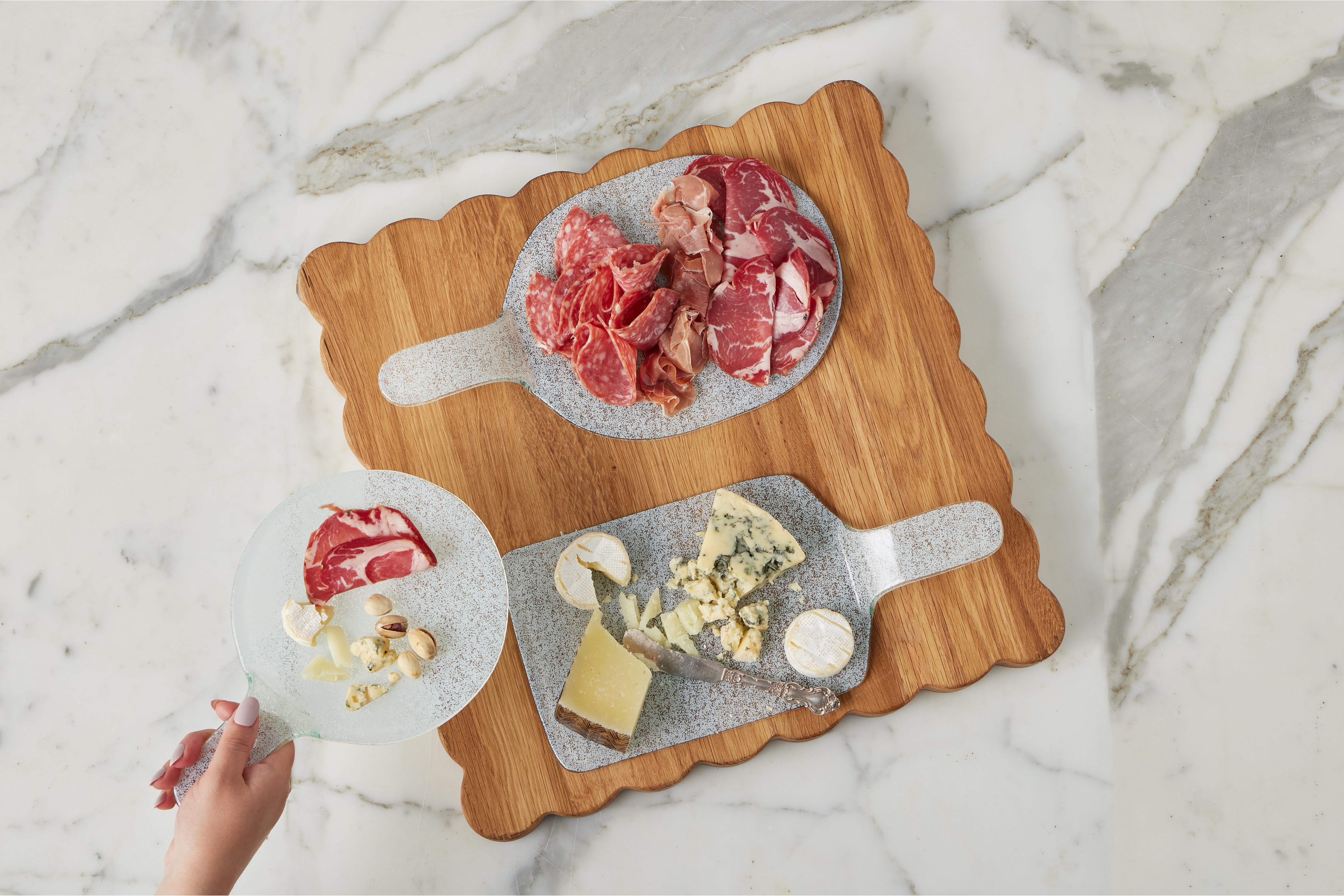 etúHOME Scalloped Cutting Board - Thumbnail 4
