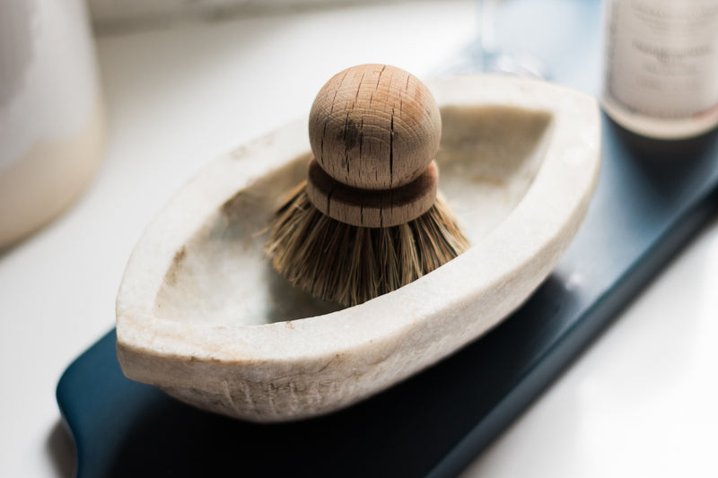 Euro Pot and Pan Brush