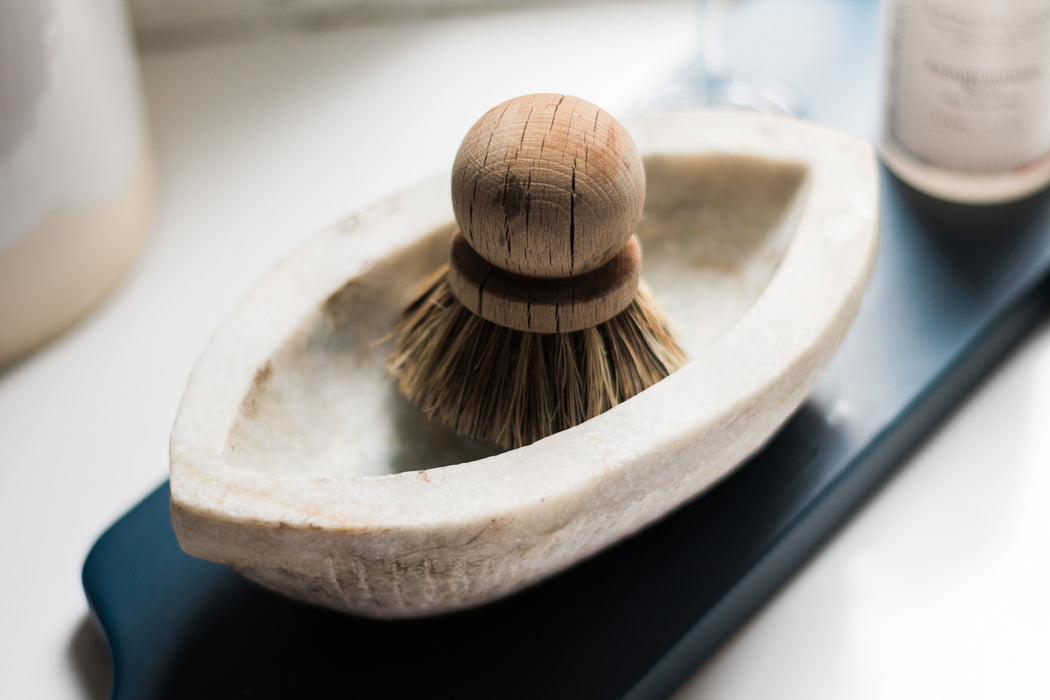 Euro Pot and Pan Brush