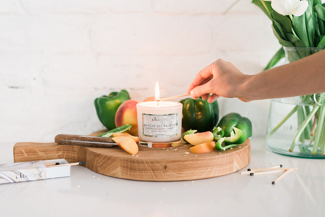 etúHOME Farmers Market Peach and Bell Pepper Candle -2